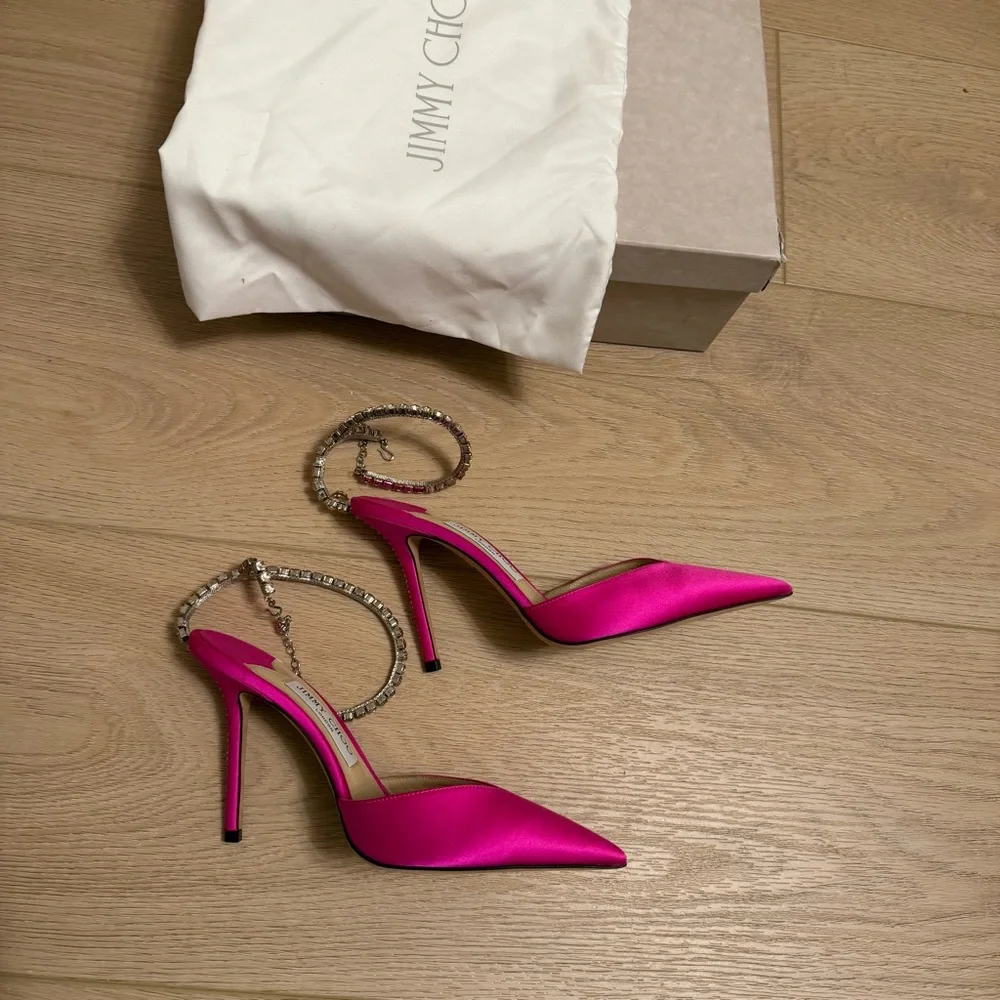 ❌SOLD❌Nib Jimmy Choo Saeda 100 Embellished Ankle Strap Pumps Fuchsia size 6.5 - Picture 6 of 10